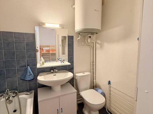 Studio Cabine à Arcachon, Proche Centre, Balcon ensoleillé, Parking, à 600m de la Plage