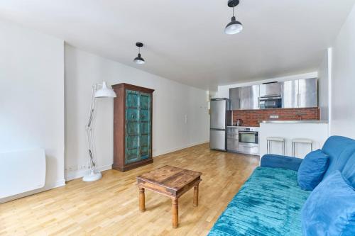 Beaubourg 3rd Atypical & Spacious Apartment managed by Mey Agency