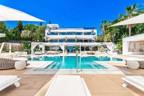 All About Villa Serenity