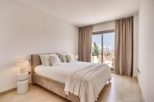 La Resina Golf Retreat With Terrace & Pool photo 3