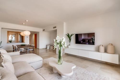 La Resina Golf Retreat With Terrace & Pool photo 10