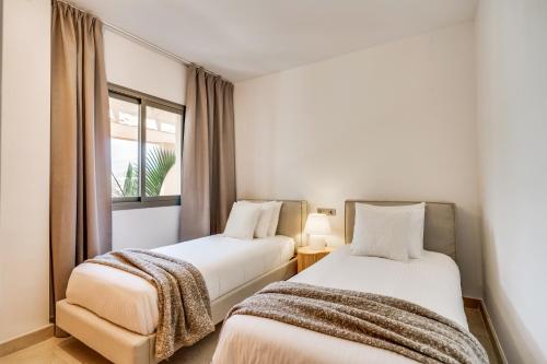 La Resina Golf Retreat With Terrace & Pool photo 9