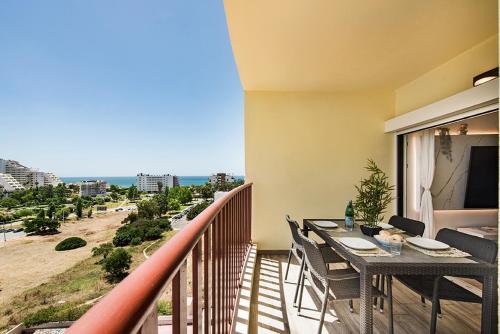 Praia da Rocha, Mar, Elegância e Conforto