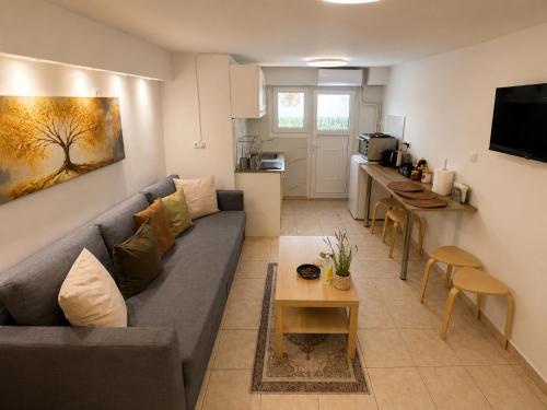 N&P Residence Stylish Stay Near the Acropolis