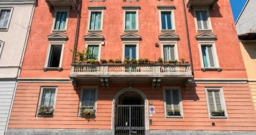 Ampio trilocale 5 posti letto, 2 bagni - M4 Dateo