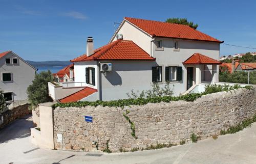 PORTO VISTA Holiday Home with heated pool - Bol Center
