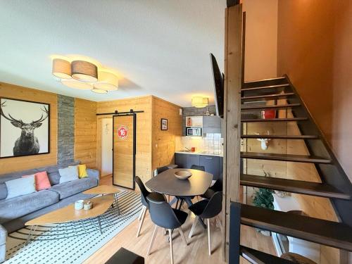 Duplex rénové - 3 CHAMBRES 8 PERS dernier étage