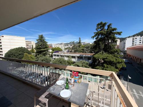 Appartement Familial T3 Terrasse, Clim & Parking Gratuit photo 17