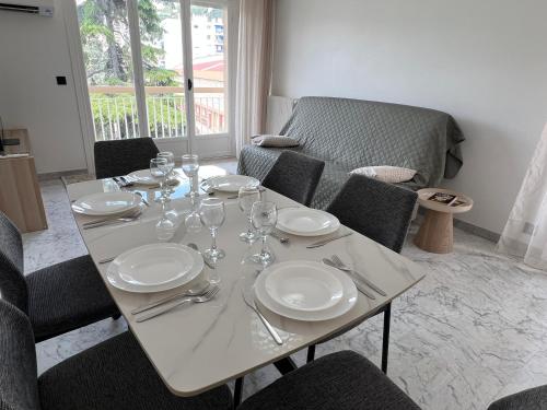 Appartement Familial T3 Terrasse, Clim & Parking Gratuit photo 10