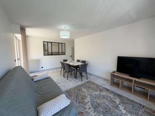Appartement Familial T3 Terrasse, Clim & Parking Gratuit photo 11