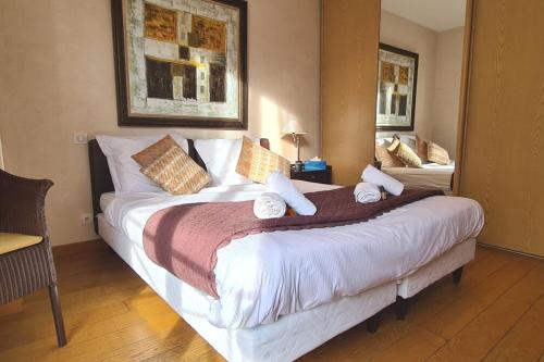 Beautiful 2-bedroom apt in a high-end residence near the Palais