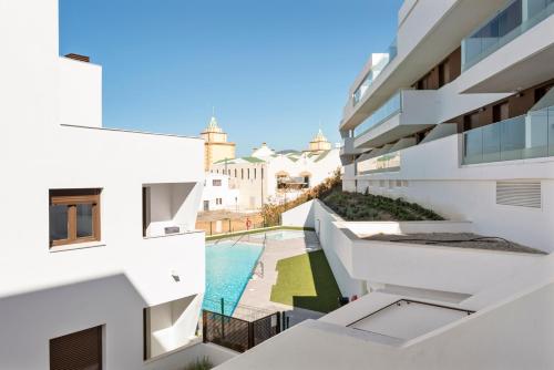 Luxury 2BR Atica Homes