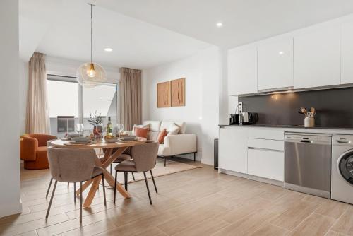 Luxury 2BR Atica Homes