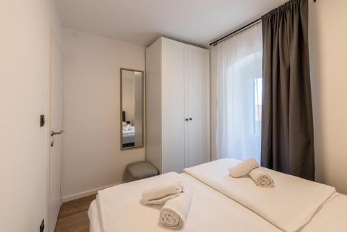 Split Central City Apartment