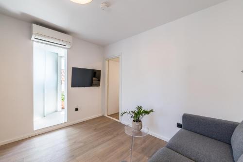 Split Central City Apartment