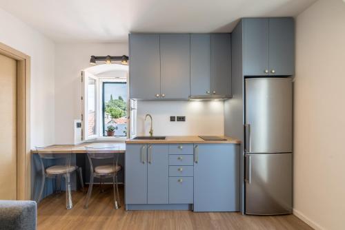 Split Central City Apartment