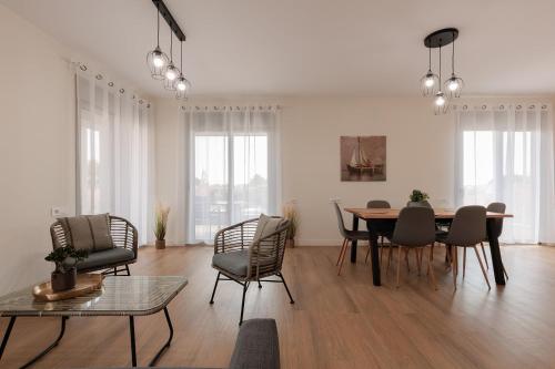 Azure Nest - Preveza City & Sea