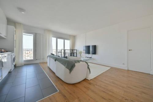 Eiffel Tower Magical View Fabulous 1 BR