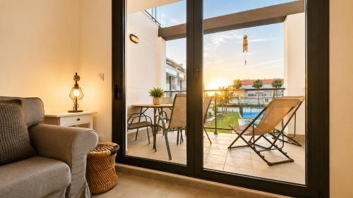 Cozy Zen ideal for couples by Edeal Homes
