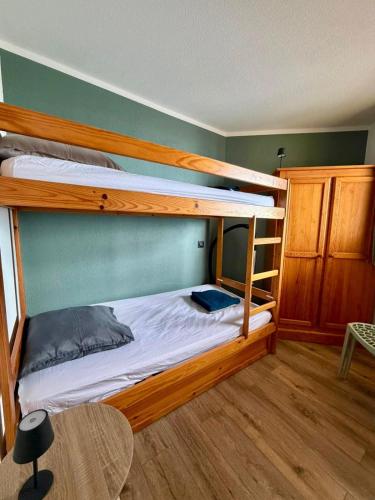Beach apartment for 4 people - air conditioning - Wi-Fi - parking