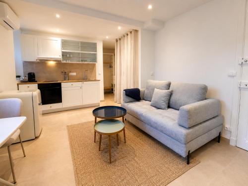 Bourgeois 3BR & Studio - terrace, walk to Croisette