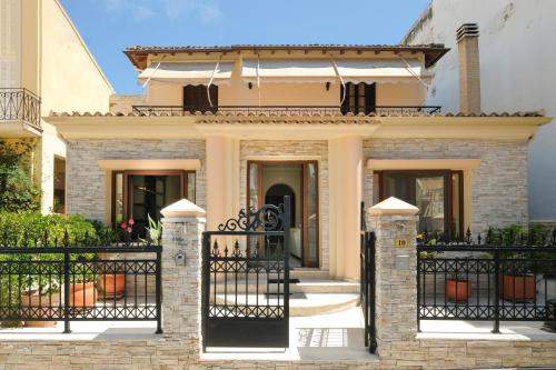 Villa Foni Garitsa Corfu Private Jacuzzi