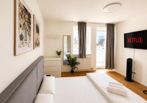 Donau Hauptplatz Retreat
