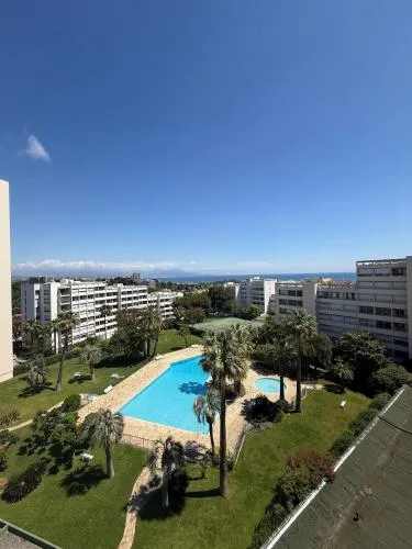 Panoramic sea view Swimming pool photo 1