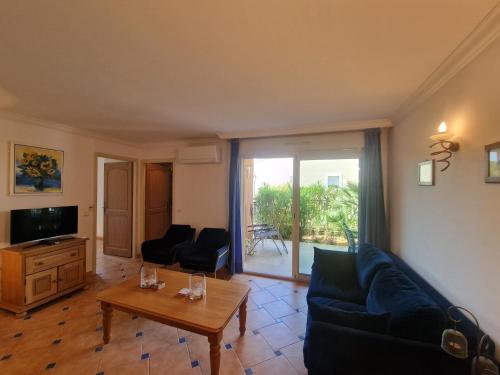 Appartement les Pins Bleus A8