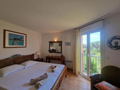 Appartement les Pins Bleus A8