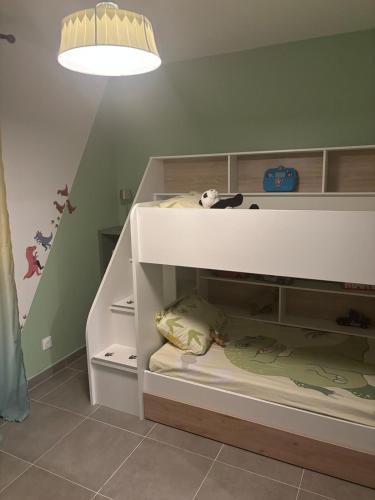 Apartment with sea view and pool photo 15