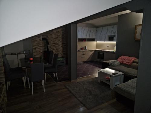 Apartman EiS