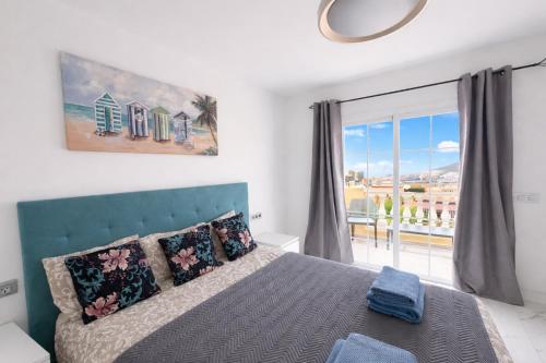 Sunset Apartment 4