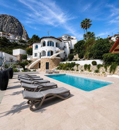 Luxury Villa with Mediterranean and Calpe City