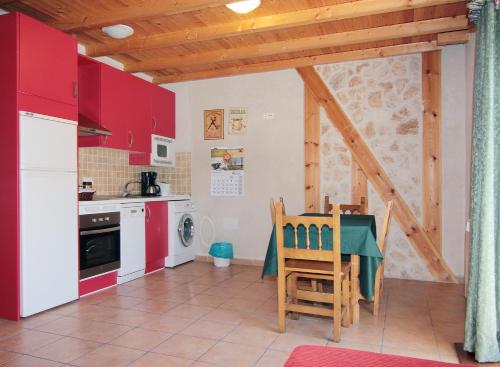 Η κουζίνα ή μικρή κουζίνα στο Apartamentos Turísticos los Abuelos