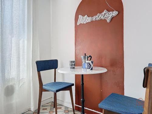 Downtown - Comfortable - Balcony - Bright