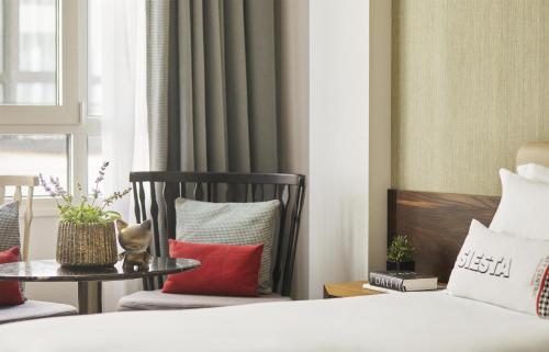 Hyatt Centric Gran Via Madrid photo 117