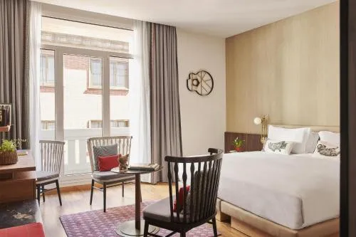 Hyatt Centric Gran Via Madrid photo 18