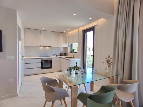 MELINA CITY Apartments