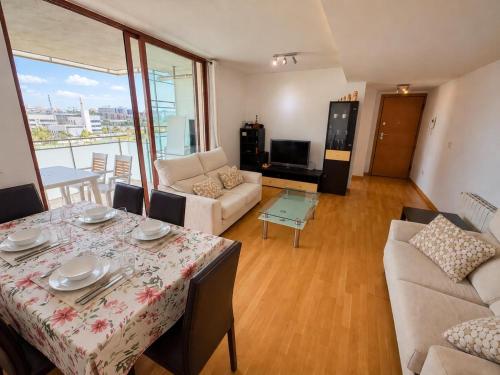 Apartamento con piscina, gimnasio y parking en Alicante by Turihome