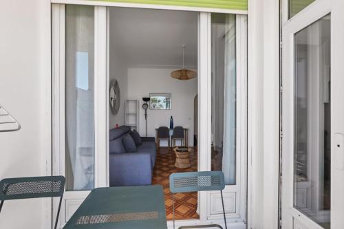 Charming studio with balcony & Sea view
