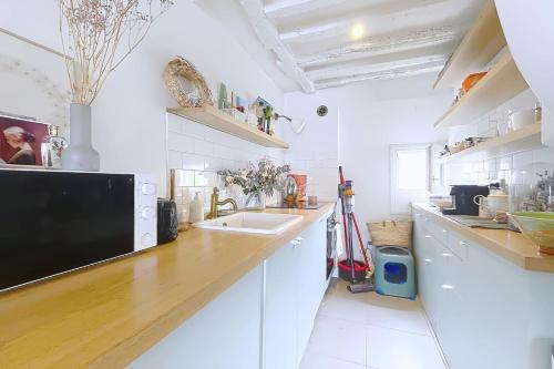 Charming Duplex Place des Vosges