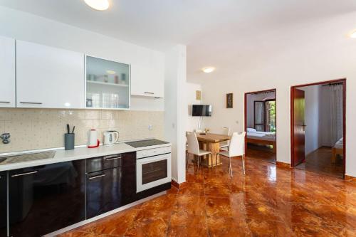 Drazen Charming First Floor Apartment