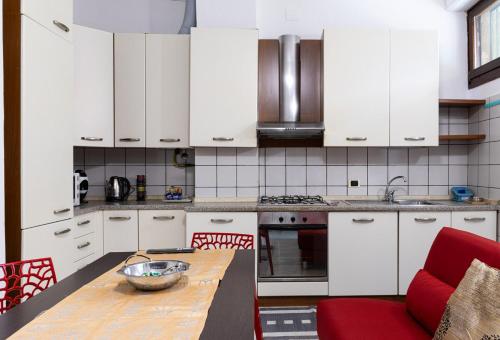 Pina's home Three-room apartment, Parking Space & Garden