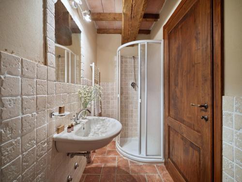 a bathroom with a sink and a shower at Tenuta Valdea in Firenzuola
