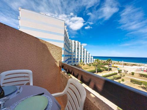Apartment Front de Mer-8 by Interhome