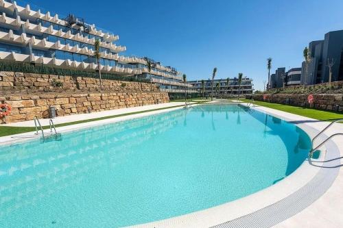 Modern Sea View 3 Bedroom Apartment