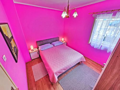 Apartment Wohnung für 7 Personen- 100m vom Strand by Interhome