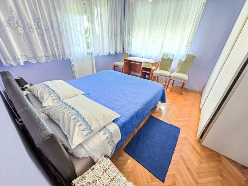 Apartment Wohnung für 7 Personen- 100m vom Strand by Interhome
