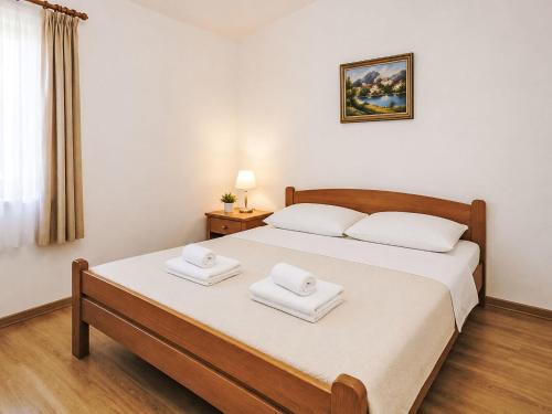 Apartment Ein Apartment im Ferienhaus Zweirosen by Interhome